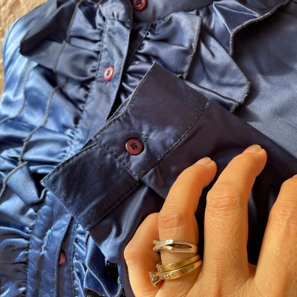 WOMAN BLUE BLOUSE LONG SLEEVES RUFFLED NECKLINE HIGH NECK BUTTONS SIZE M - Picture 12 of 16